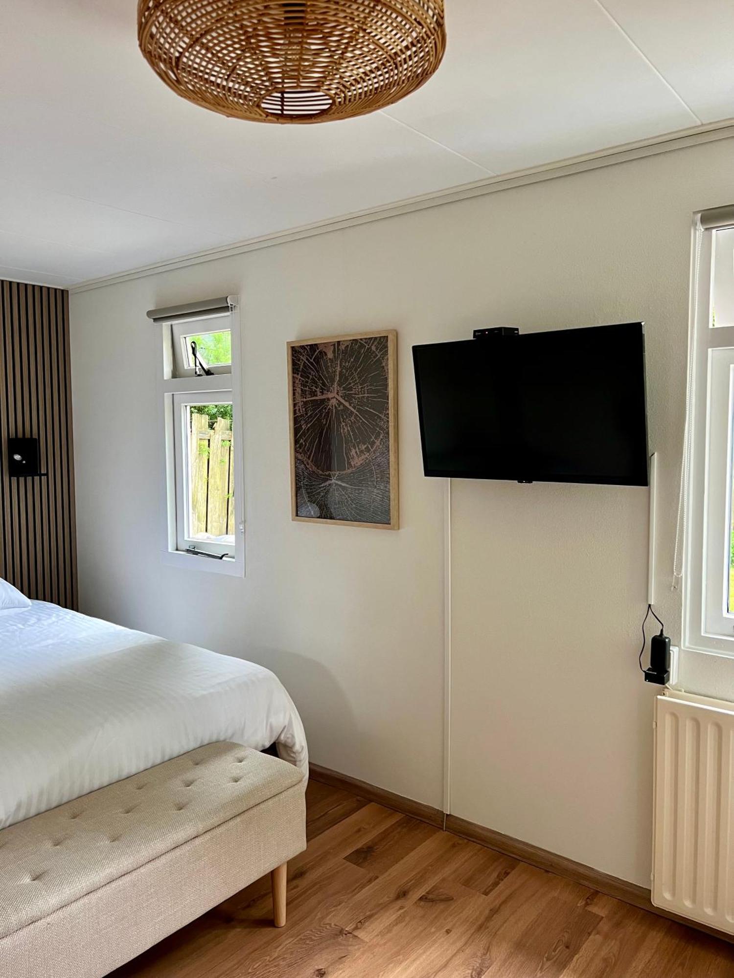 Luxe Boshuisje Met Prive Wellness & Jacuzzi Op De Veluwe Эрмело Экстерьер фото